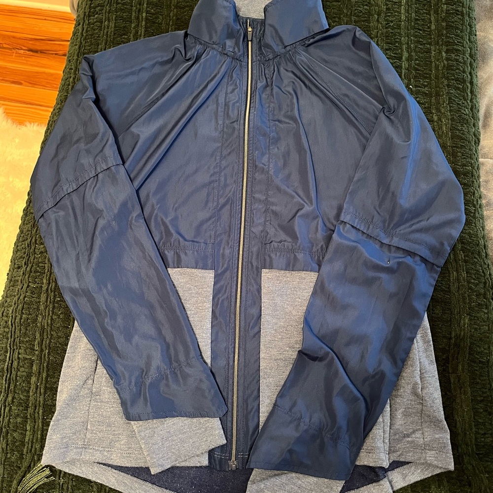 Women’s blue zip up windbreaker